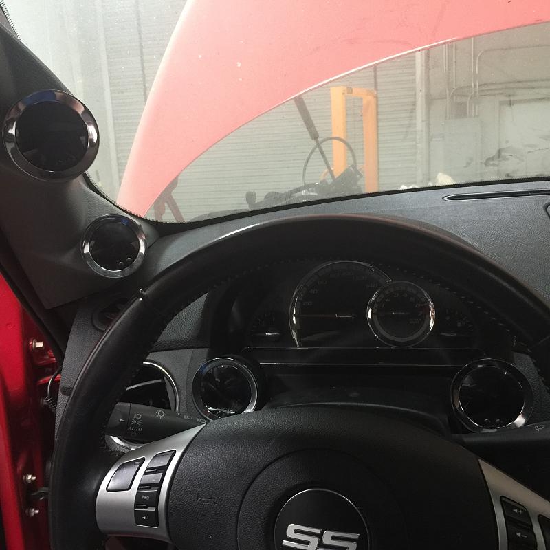 Dual gauge pods in dash surround-img_3022-2-.jpg