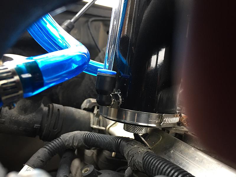 2.2 Oil catch can, more of cleaning up then performance!-img_0322.jpg