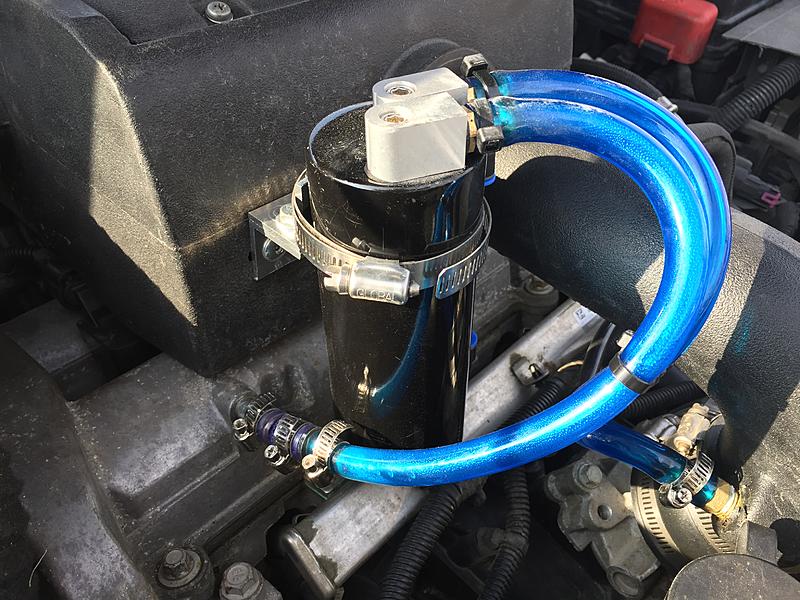 2.2 Oil catch can, more of cleaning up then performance!-img_0345.jpg