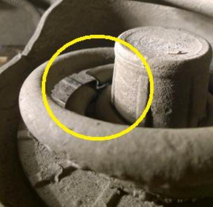 Name:  broken spring.jpg
Views: 677
Size:  29.3 KB