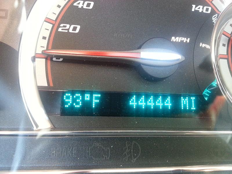 What Did You Do To Your HHR Today?-44444-miles.jpg