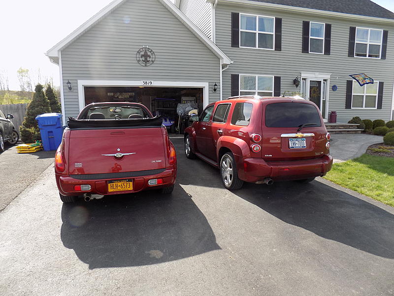 A couple of pics of my HHR and his cousin-dscn1354.jpg