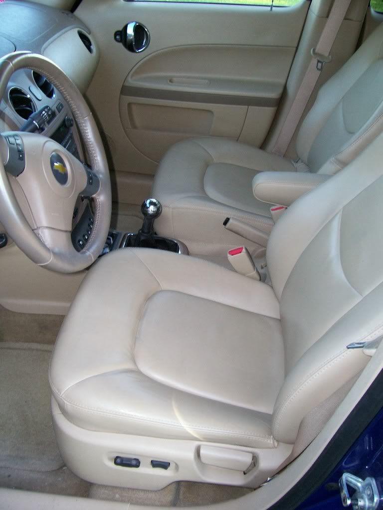 Name:  interior1.jpg
Views: 66
Size:  79.0 KB