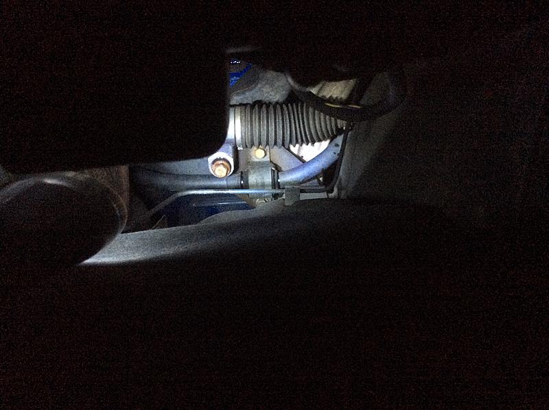 Does anyone know what part could be leaking from this pic?-img_0047.jpg