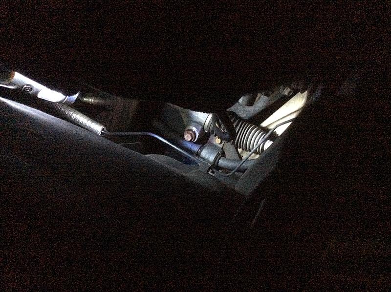 Does anyone know what part could be leaking from this pic?-img_0048.jpg