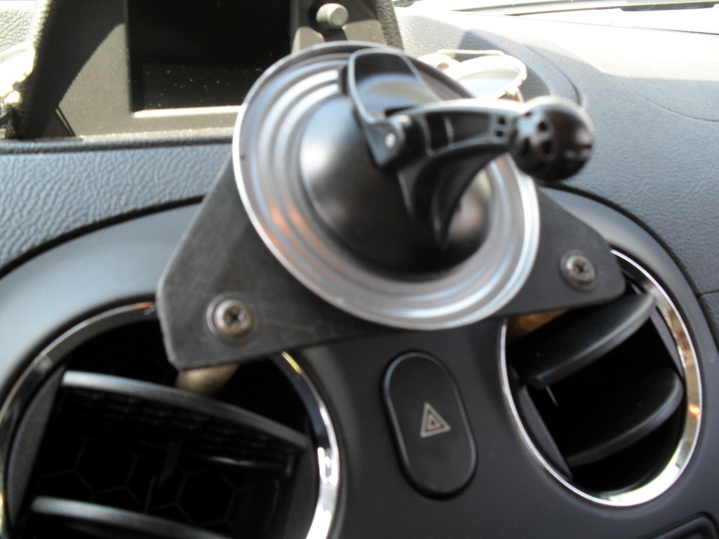Name:  GPS%20mount%20007_zpsrcsqjsix.jpg
Views: 401
Size:  168.1 KB