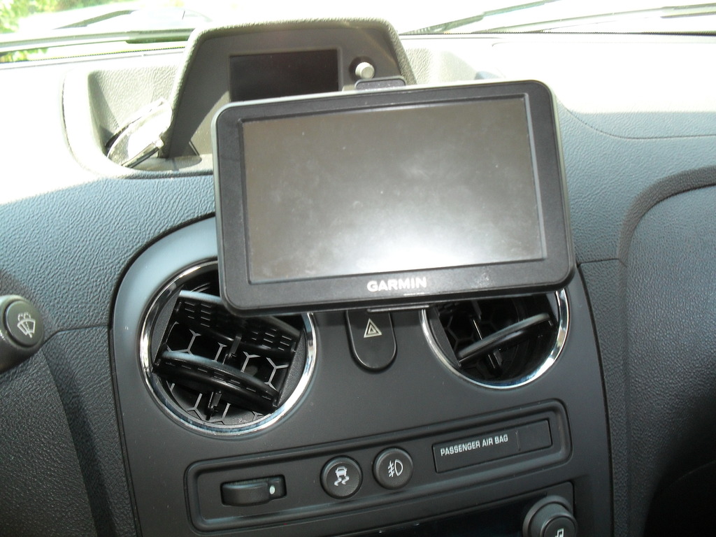Name:  GPS%20mount%20005_zpstdzk6wxs.jpg
Views: 448
Size:  218.5 KB