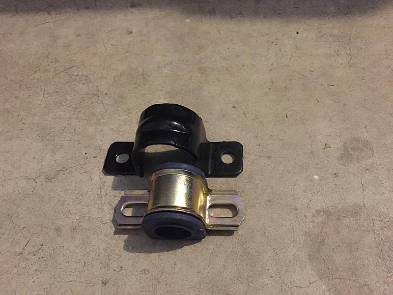Sway bar bushings?-img_0711.jpg
