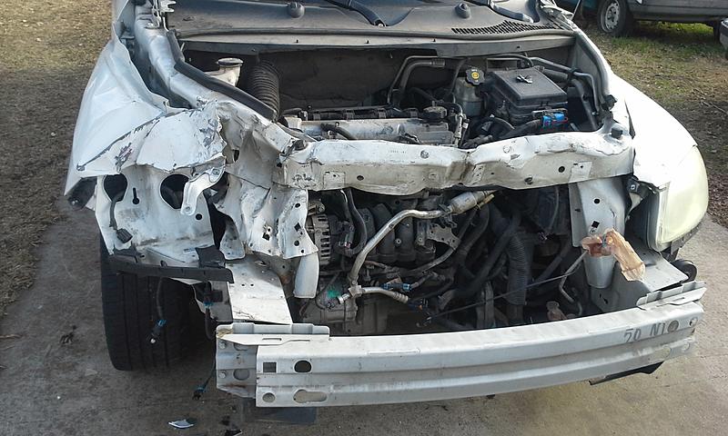 Dumb guy with no money bought wrecked car for wife :-)-20180110_144529.jpg