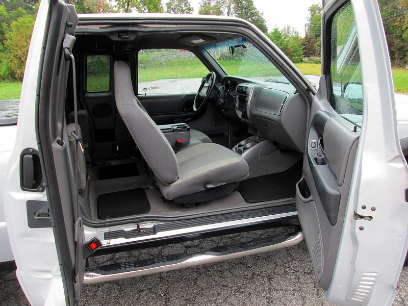 What was traded for my HHR-img_2010.jpg