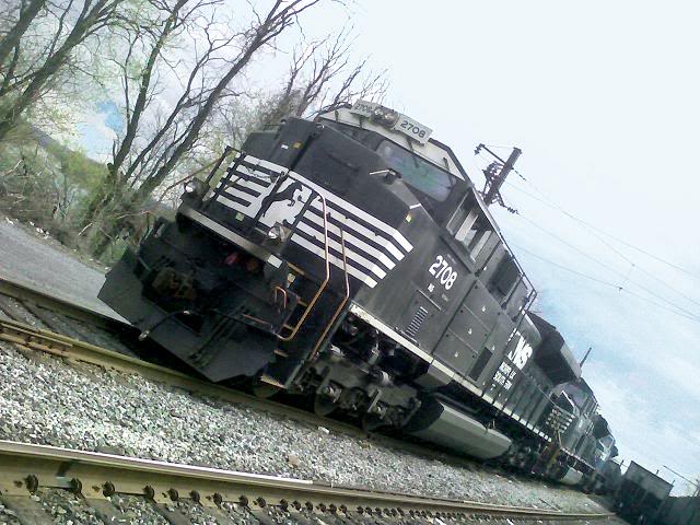 Name:  SD70M22708AlteredR.jpg
Views: 40
Size:  73.1 KB