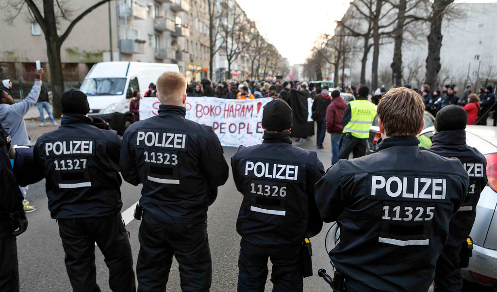 Name:  DGxgHHL.jpg
Views: 8
Size:  149.5 KB