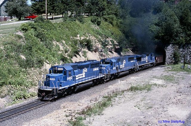 Name:  RzlVrRsl.jpg
Views: 22
Size:  109.5 KB