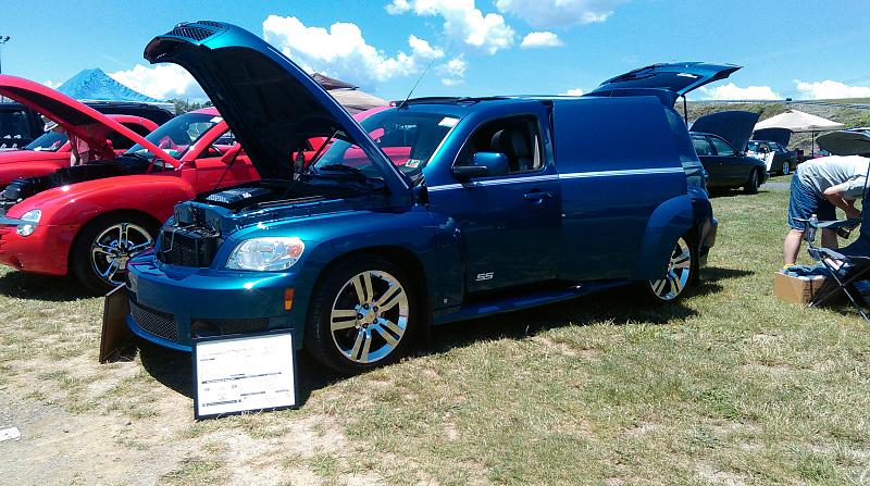 Chevy HHR's in a recent Car Show-imag1914.jpg