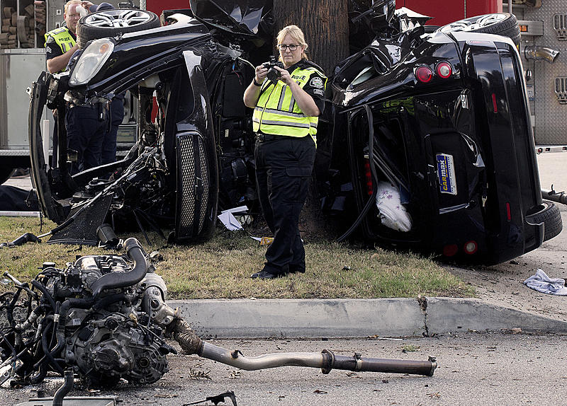 Wrecked HHRs.  Post them if you've got them.-hhr-wreck.jpg