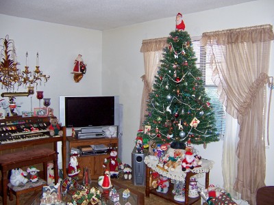 Name:  toyshop.jpg
Views: 100
Size:  63.5 KB