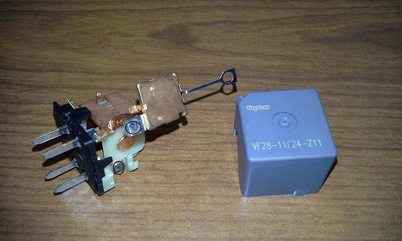 No crank, no start, no communication-burnt-points.jpg