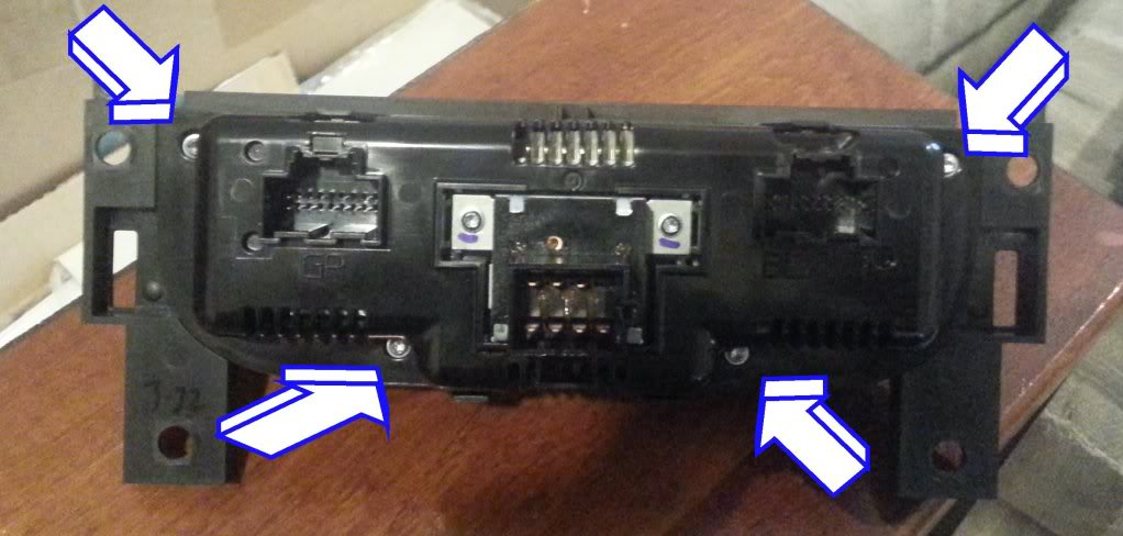 Name:  1Openingtheback.jpg
Views: 702
Size:  66.6 KB