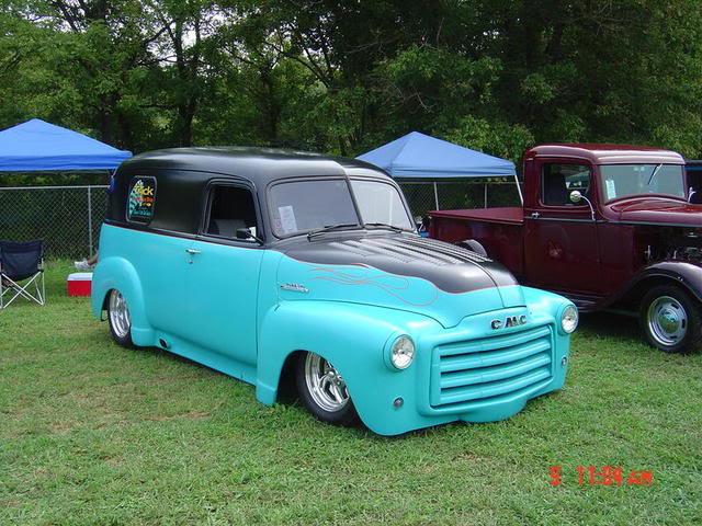 Name: CarshowPigeonForge2005005.jpg
Views: 188
Size: 79.9 KB