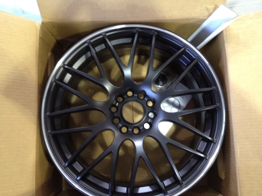 Name:  028.jpg
Views: 23
Size:  87.7 KB